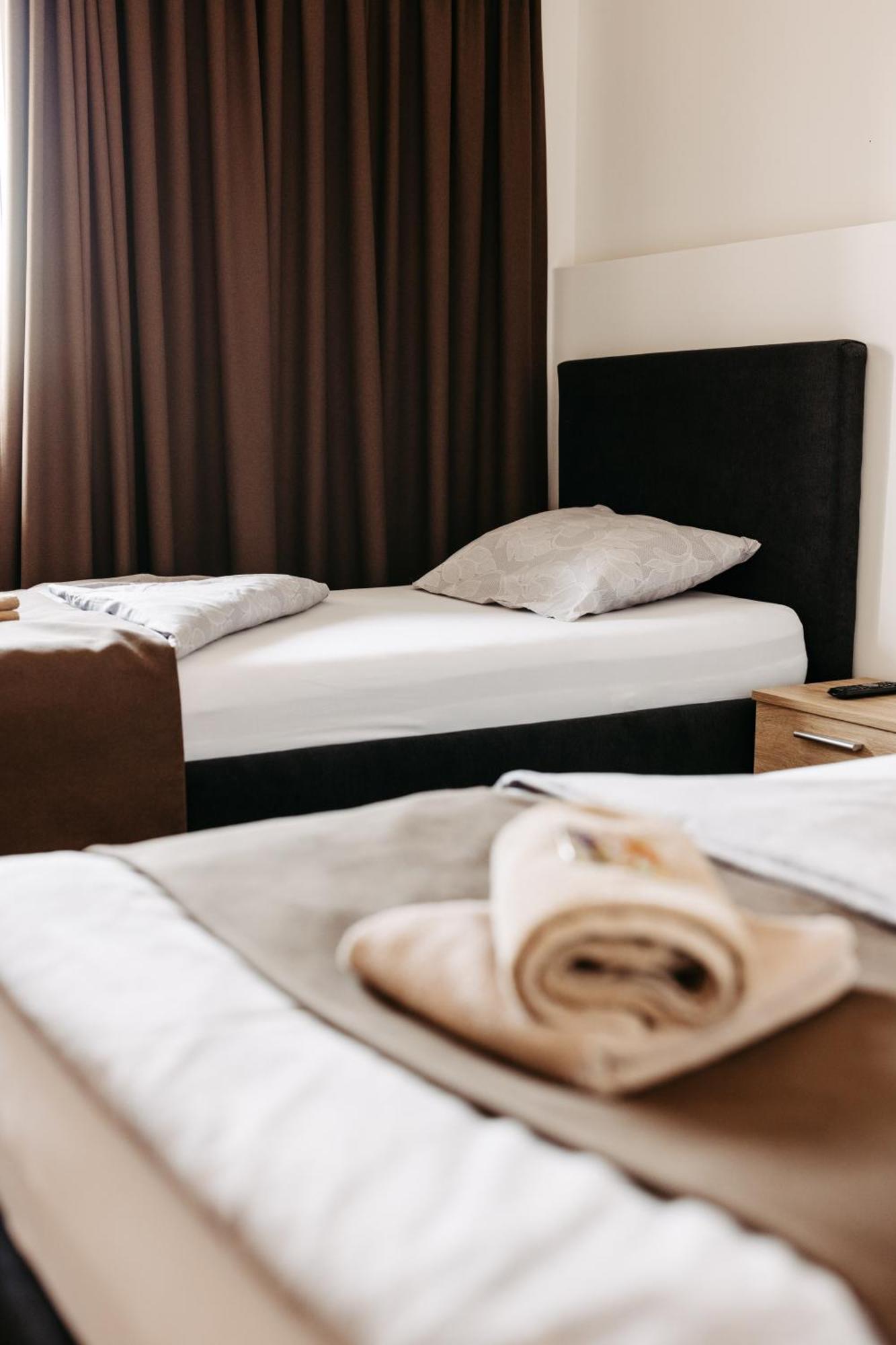 Hotel Murat Ptuj Zewnętrze zdjęcie