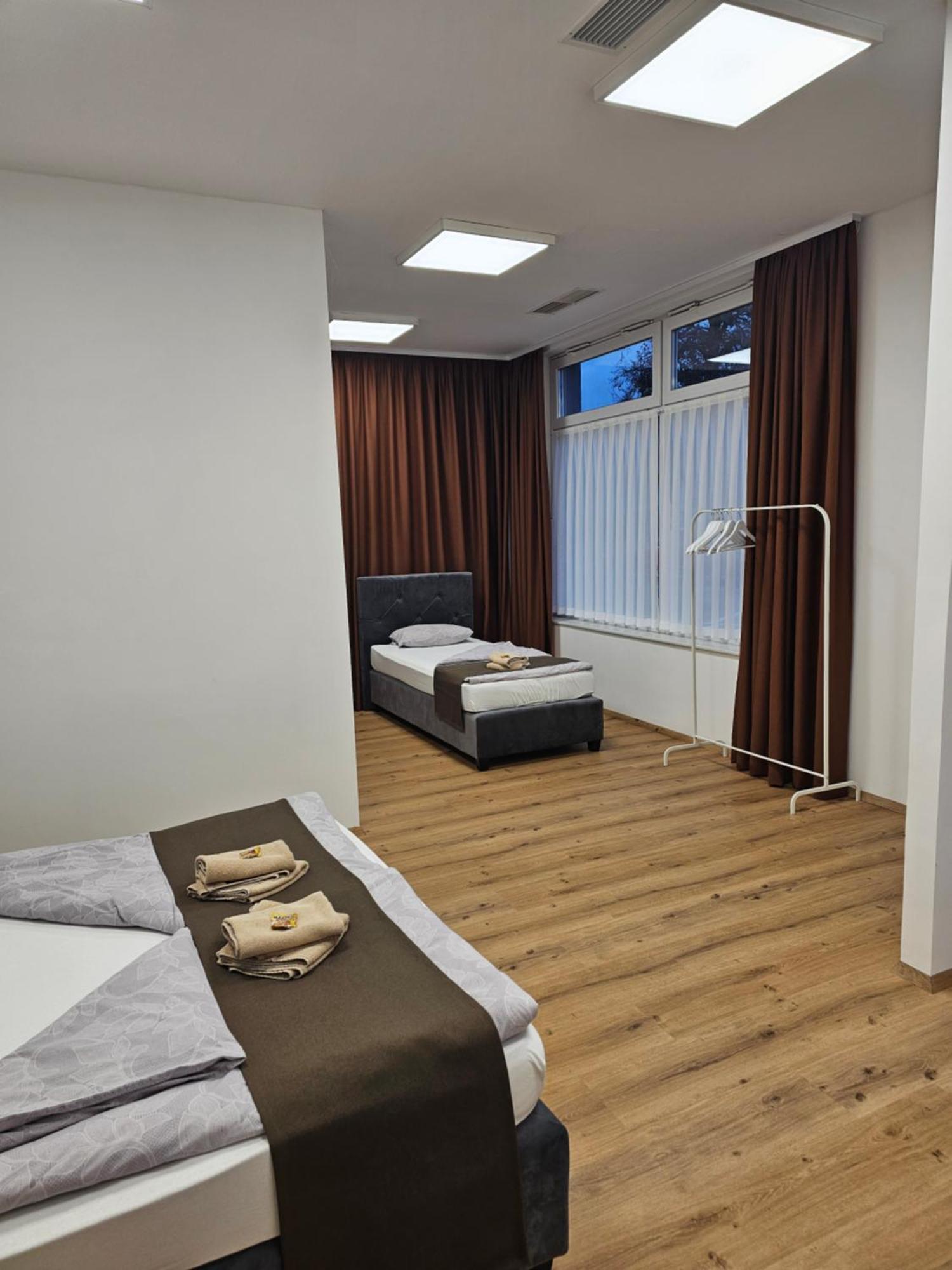 Hotel Murat Ptuj Zewnętrze zdjęcie